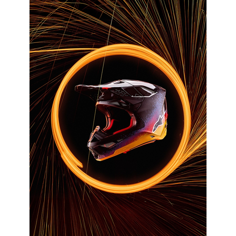 Alpinestars Supertech S-M10 ierobežotā izdevuma motokrosa ķivere Black Hole melnā krāsā