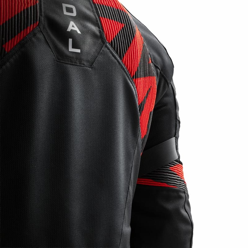 Rebelhorn Vandal 2 Air motocikla jaka melna-sarkana