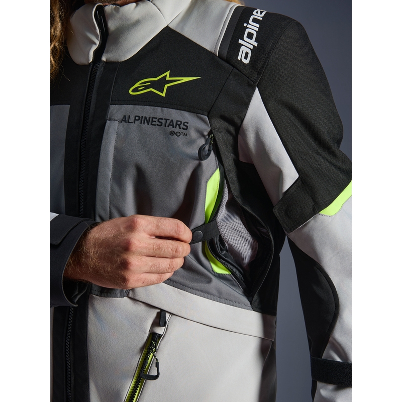 Alpinestars Andes V4 Drystar motocikla jaka tumši pelēka-gaiši pelēka-melna-fluorēti dzeltena