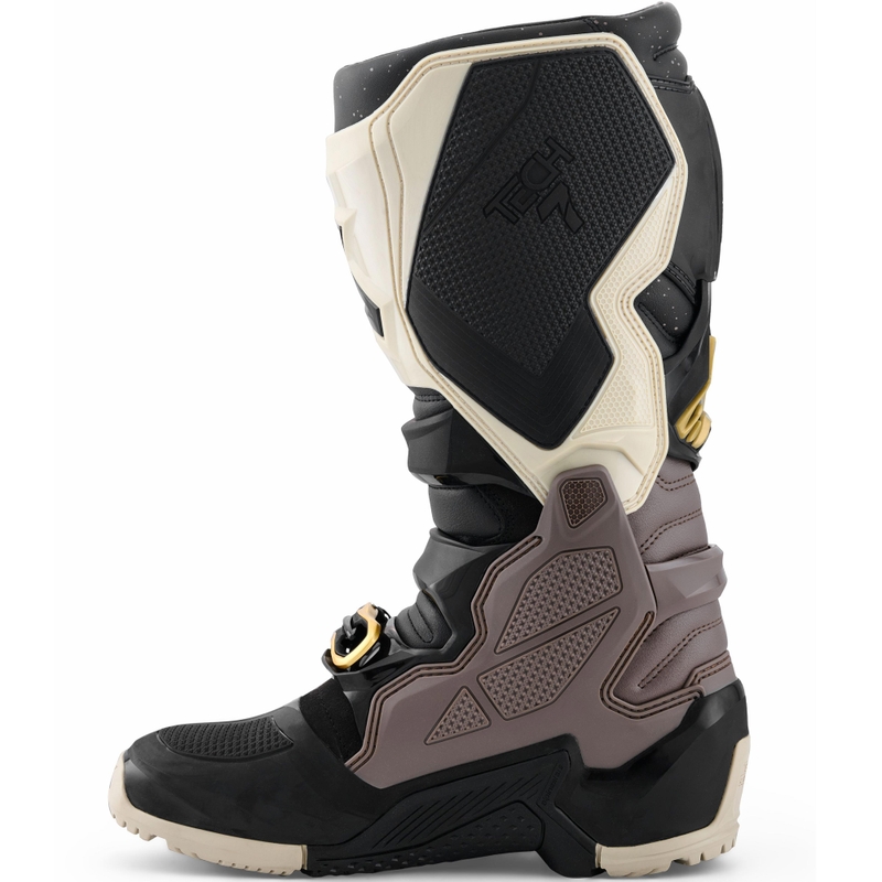 Alpinestars TECH 7 Enduro Drystar motocikla zābaki melni-tumši pelēki-zelta krāsā
