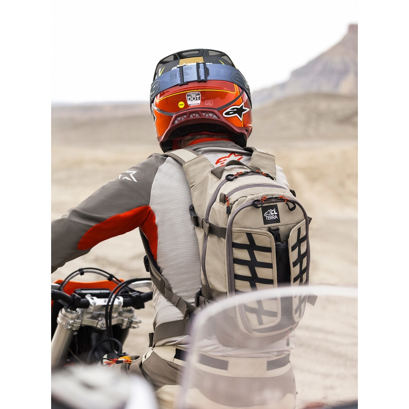Alpinestars AT-15 motocikla mugursoma melni pelēka 15 l
