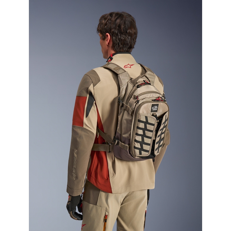 Alpinestars AT-15 motocikla mugursoma smilšu oranžā krāsā 15 l