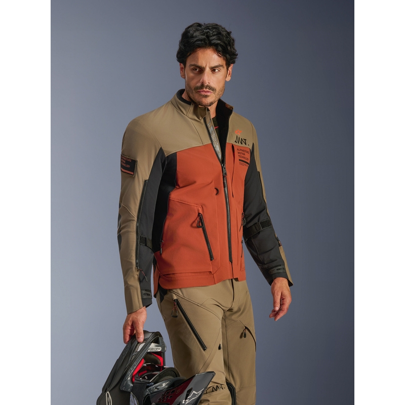 Alpinestars AMT-8 Stretch Drystar XF motocikla jaka brūna-oranža-melna