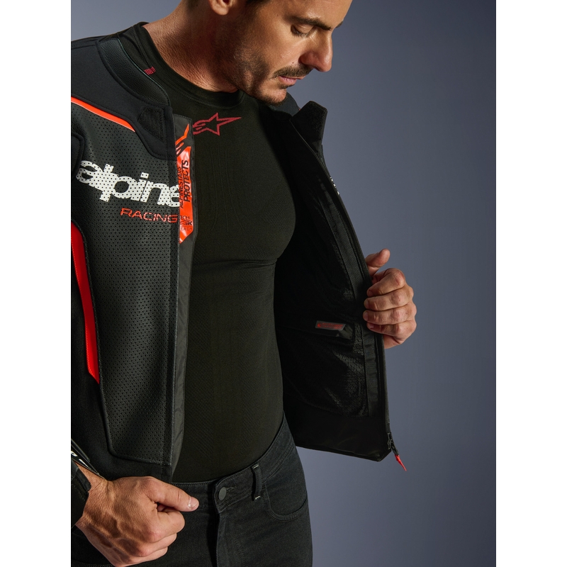 Alpinestars GP Force V2 Airflow ādas motocikla jaka melna-fluorescējoši sarkana-balta