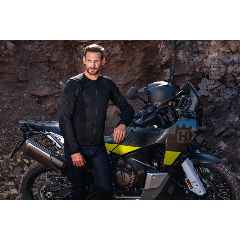KNOX Urbane PRO Mk3 motocikla jaka melna