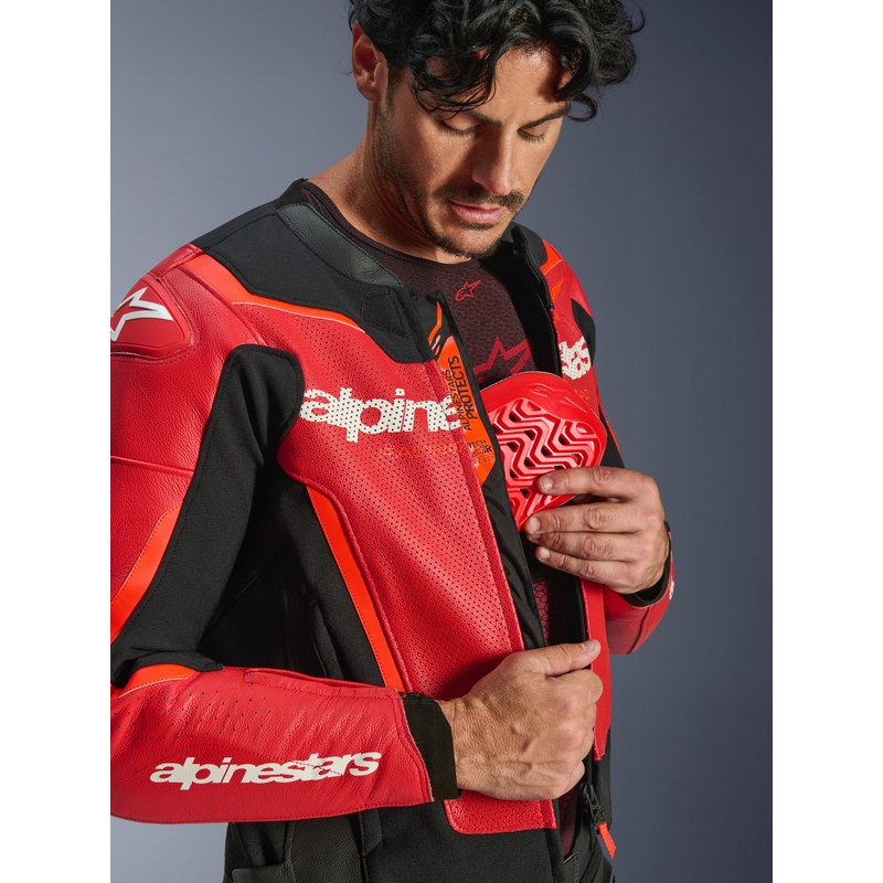 Alpinestars GP Force V2 Airflow ādas motocikla jaka, fluorescējoši sarkana-melna-balta