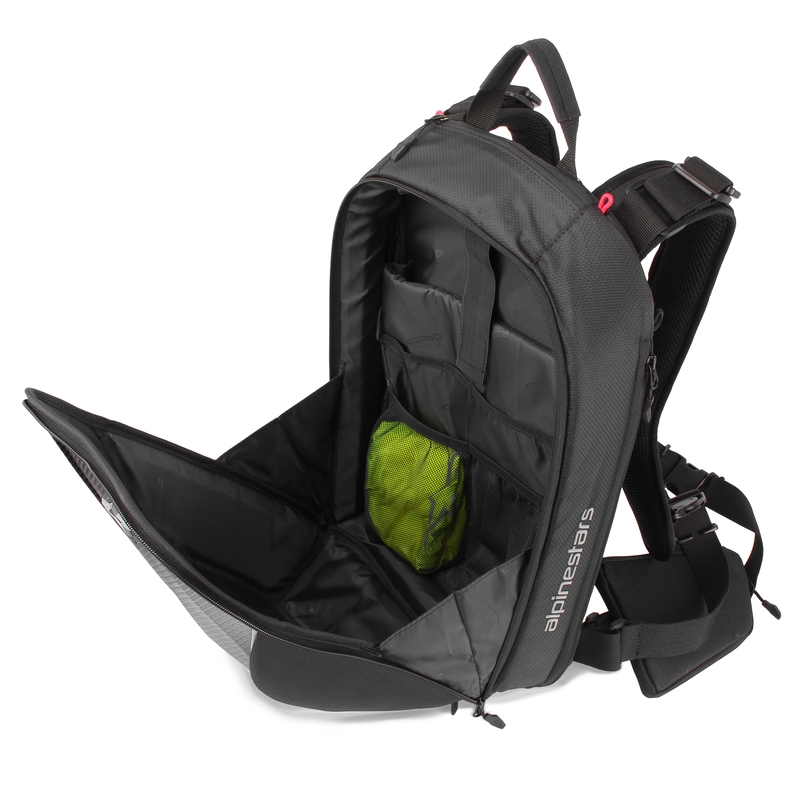 Alpinestars Charger Pro mugursoma melna 22 l - II. kvalitāte
