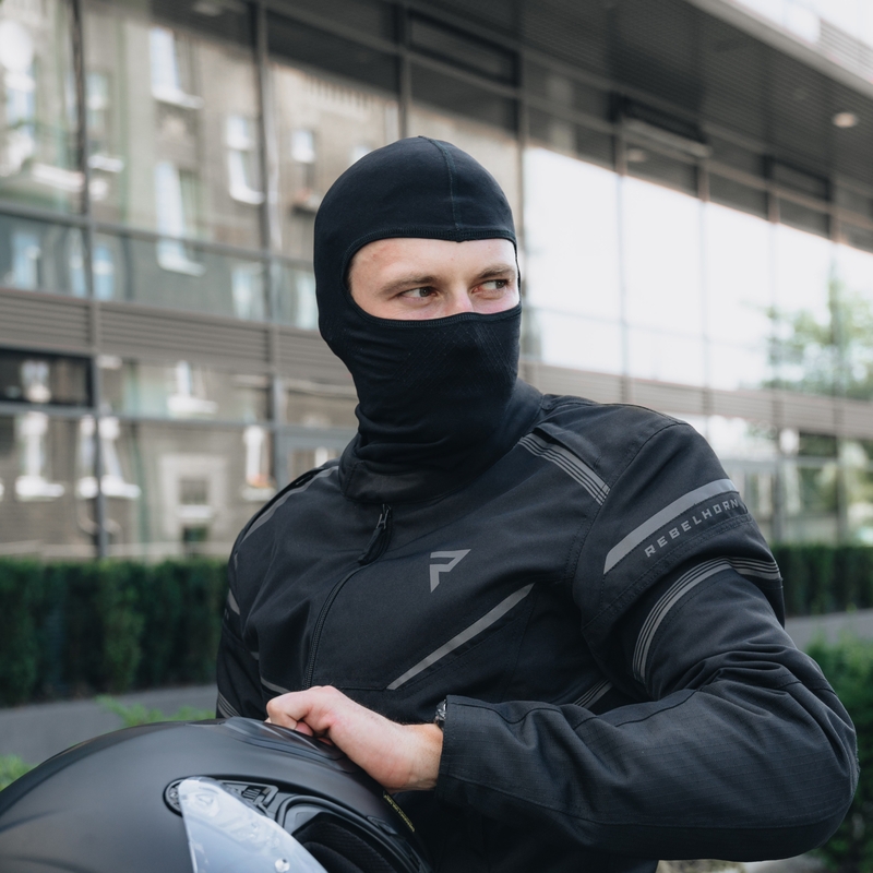 Rebelhorn Freeze II ķiveres kapuce, melna