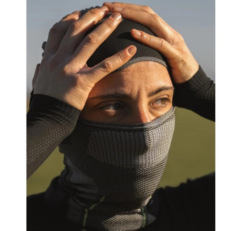 SIXS BT DBXL V2 ķiveres kapuce, melna, oglekļa šķiedras