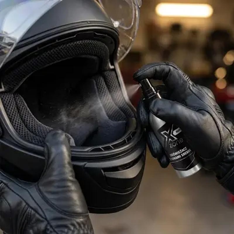 Atsvaidzinātājs ar sudraba joniem Xzone Man 100 ml