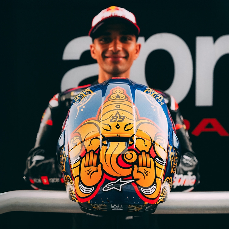 Pilna izmēra motocikla ķivere Alpinestars Supertech R10 Marthanator ierobežotā izdevuma JORGE MARTIN zila pērļu zelta sarkana