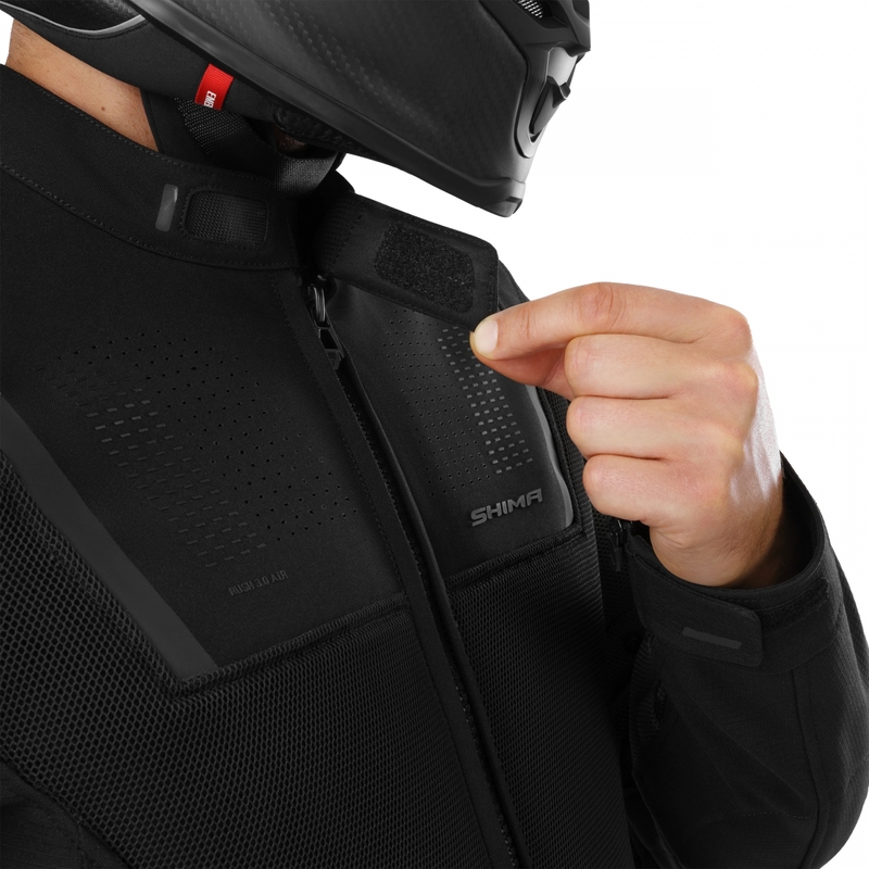 Shima Rush 3.0 Air motocikla jaka, melna