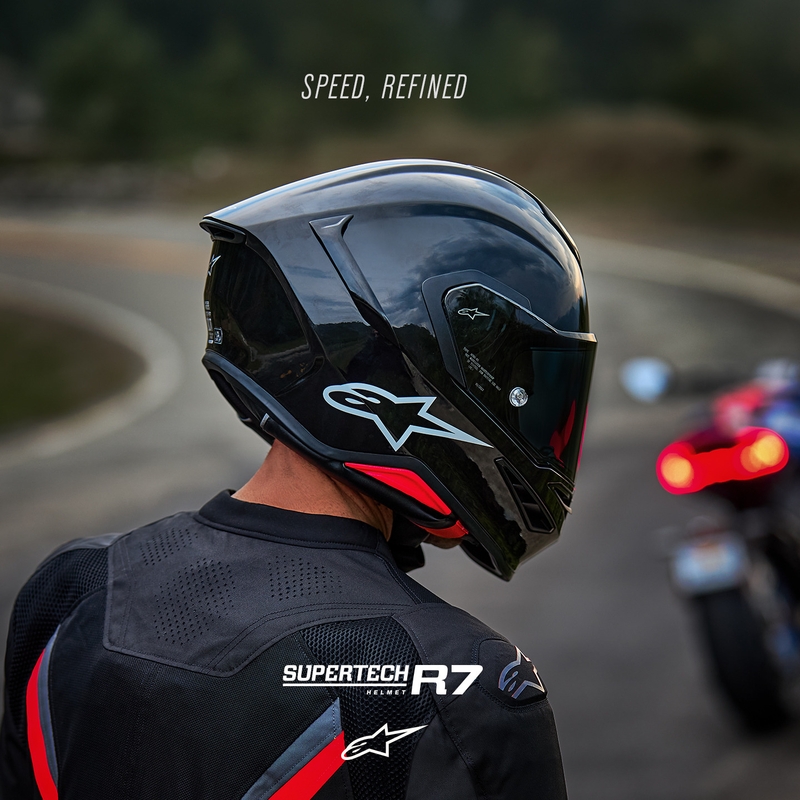 Alpinestars S-R7 Solid pilnas sejas motocikla ķivere, melna