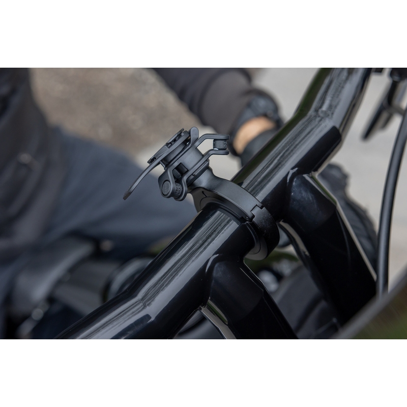 Quad Lock® PRO liels tālruņa turētājs uz stūres, melns