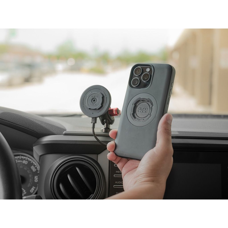 Quad Lock® automašīnas adapteri ar lodveida vāciņu, melni