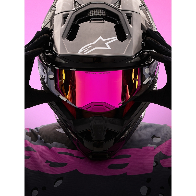 Alpinestars Supertech Lone violetas kamuflāžas motokrosa brilles ar spoguļrozā plexiglasu